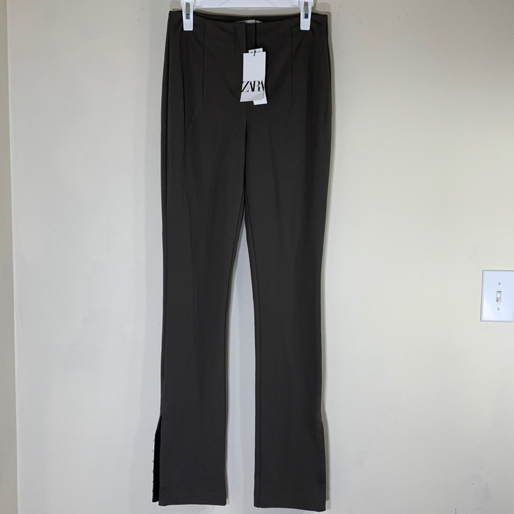 NWT. Zara Highwaisted Full Length Pants with Side Hook-Eye Opening Women’s-M.